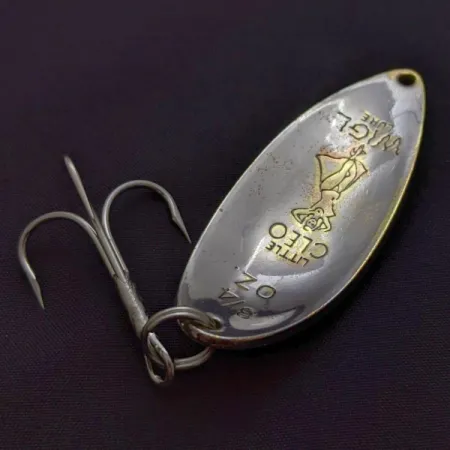 Little Cleo (Hula Girl)