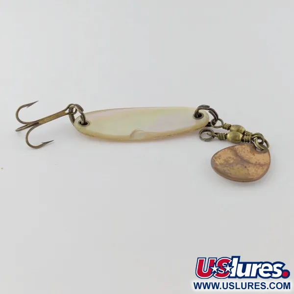 Pflueger Pearl Blinker