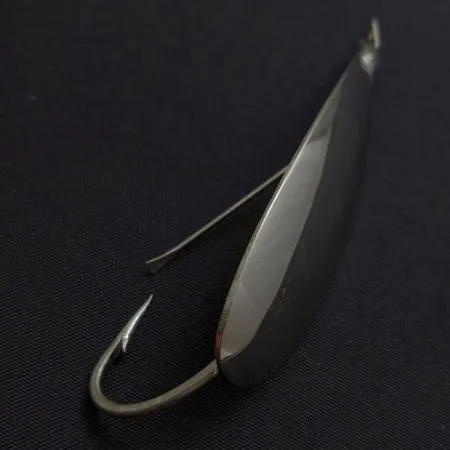 Johnson Silver Minnow Weedless Blinker, Nickel, 12g, Weedless, #24548