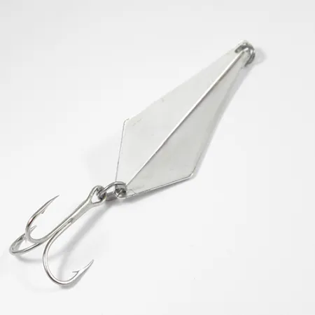 Rebel ArrowHead Blinker, Versilbert, 17g, Facettiert, #2208