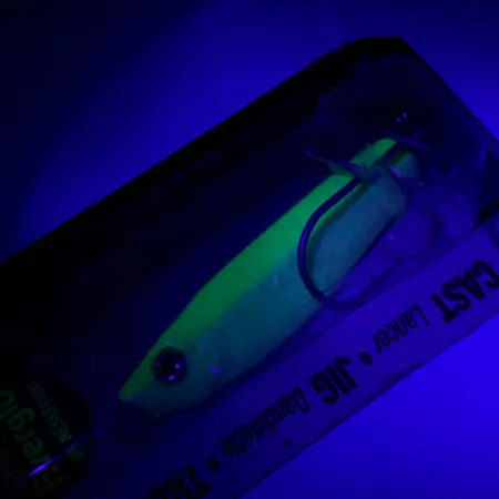 Luhr Jensen Crippled Herring Blinker, Weiß/Grün UV Glow, 21g, #5921